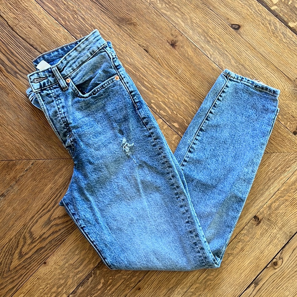 ✨SOLD✨H&M Mom Jeans